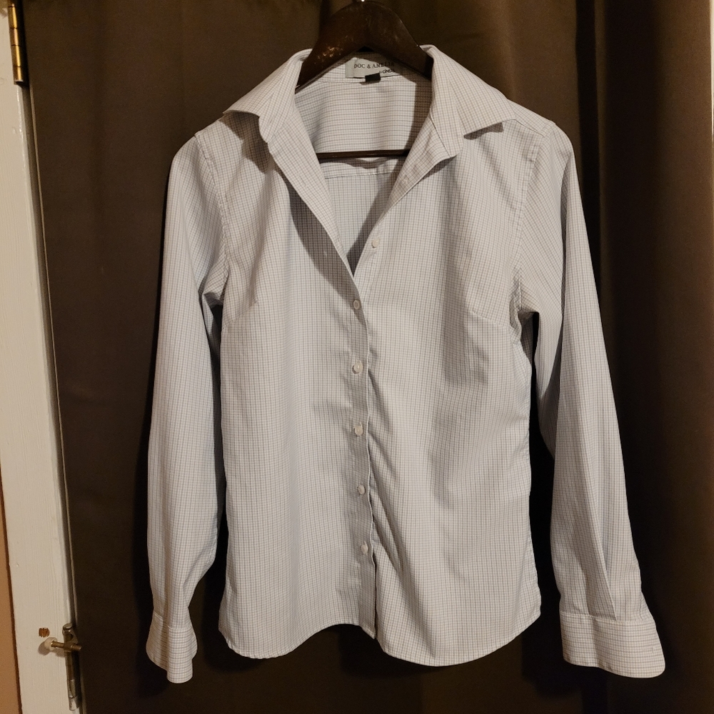 Amelia button down shirt . Work attire.XS